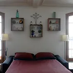 Chaleureux Appartement Parisien